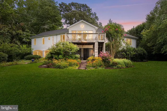 a view of a lake from a yard