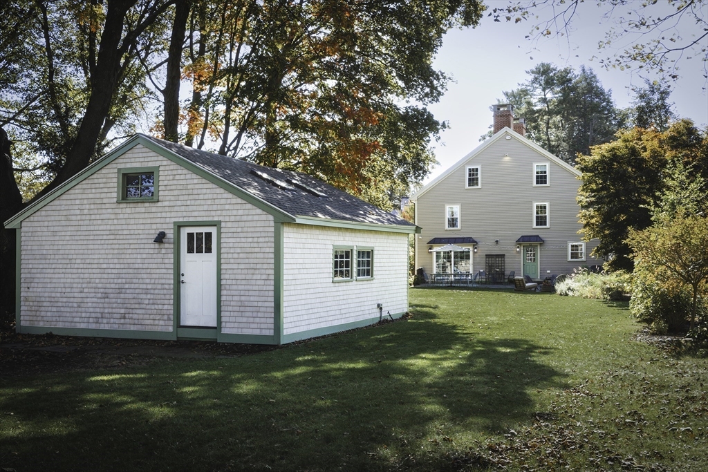 176 Hale Street Beverly, MA 01915 - Photo 32 of 41 a view of a backyard of house