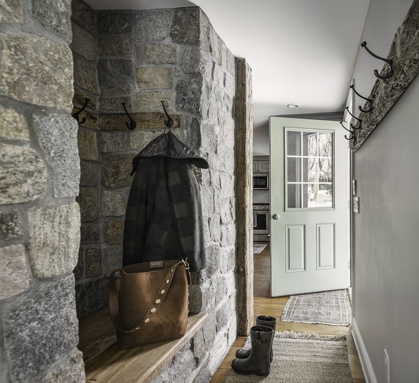 176 Hale Street Beverly, MA 01915 - Photo 5 of 41 a bathroom with a shower