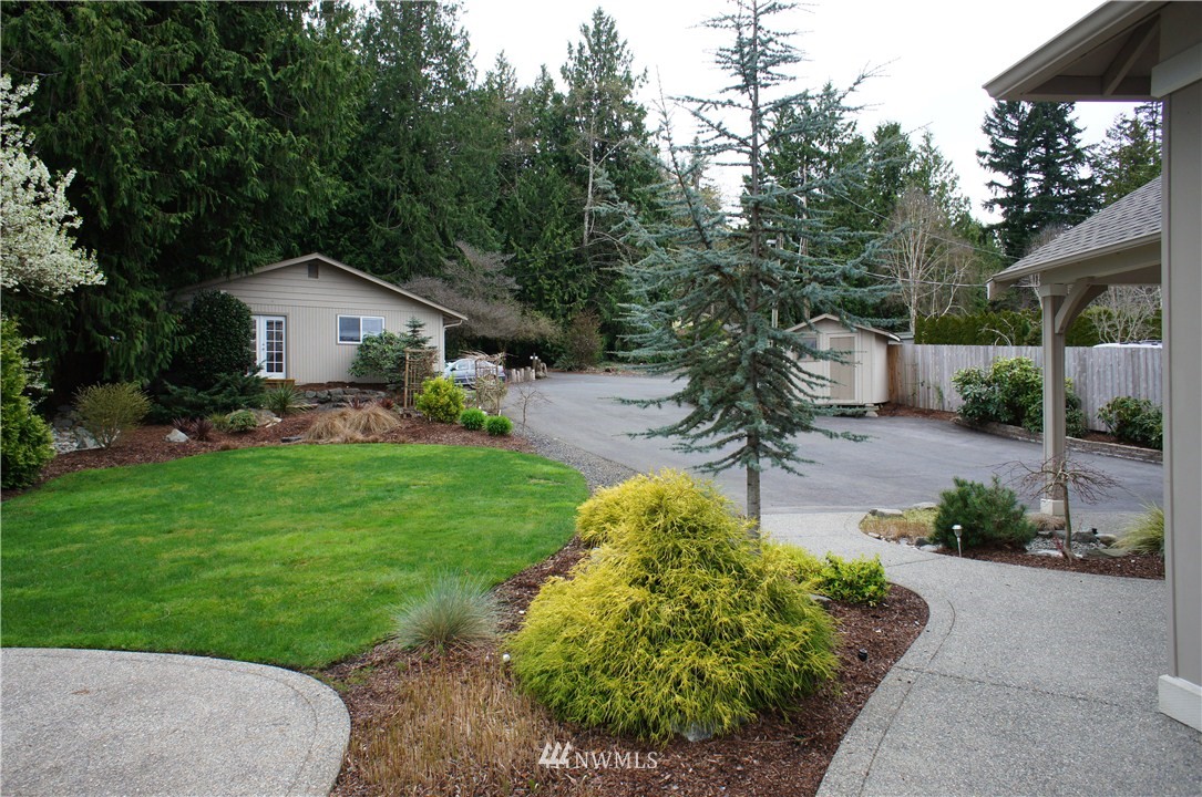 4181 Erlands Point Road Northwest Bremerton, WA 98312 - Photo 5 of 15 Gallery Image 5