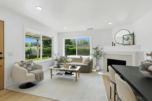 $2,198,000 | 577 Green Manor, Palo Alto, CA 94301