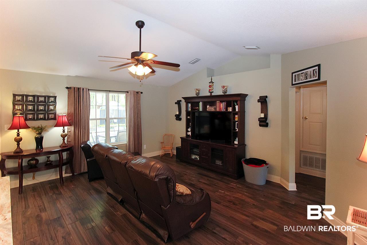 109 Pine Pl Drive Foley, AL 36535 - Photo 5 of 7