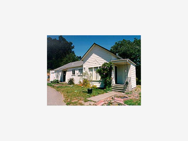 208 Hecker Pass Road Watsonville, CA 95076 - Photo 1 of 1 Gallery Image 1