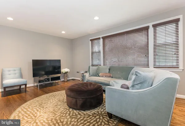 $5,800 | 1405 North George Mason Drive, Arlington, VA 22205