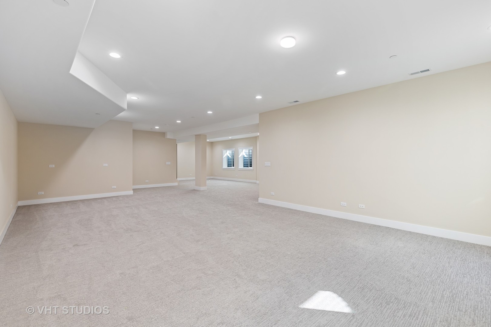 181 North Delaplaine Road Riverside, IL 60546 - Photo 32 of 38