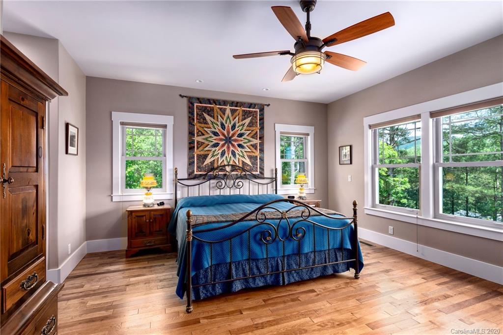 87 Gibson Road Asheville, NC 28804 - Photo 11 of 34 Gallery Image 11