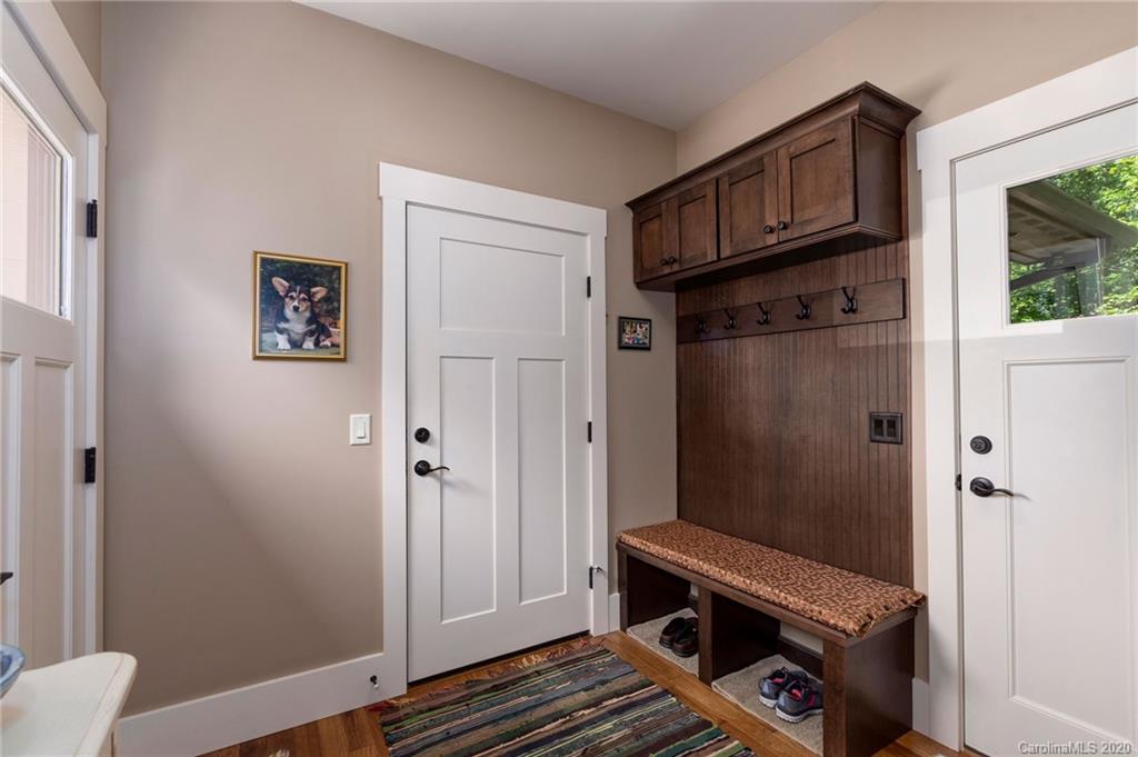 87 Gibson Road Asheville, NC 28804 - Photo 16 of 34 Gallery Image 16