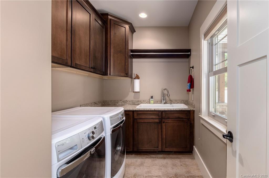 87 Gibson Road Asheville, NC 28804 - Photo 18 of 34 Gallery Image 18