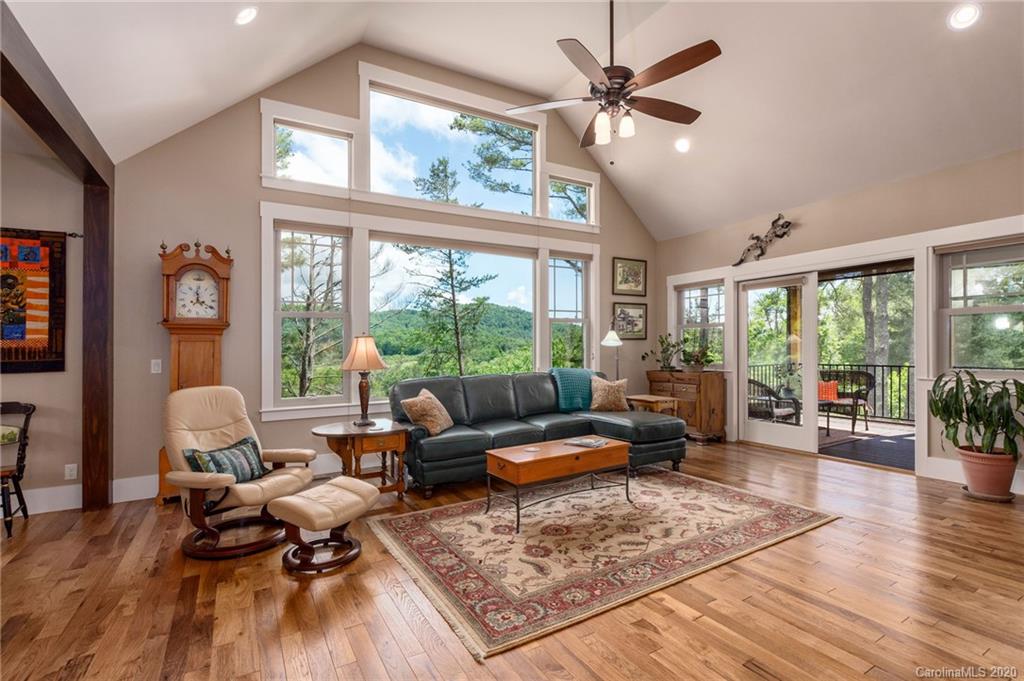 87 Gibson Road Asheville, NC 28804 - Photo 3 of 34 Gallery Image 3