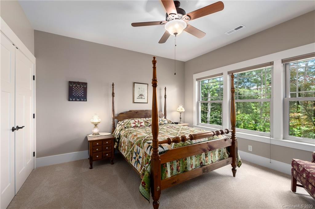 87 Gibson Road Asheville, NC 28804 - Photo 26 of 34 Gallery Image 26