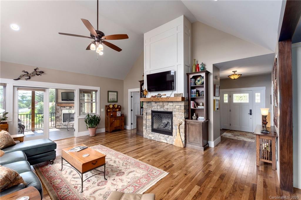 87 Gibson Road Asheville, NC 28804 - Photo 5 of 34 Gallery Image 5