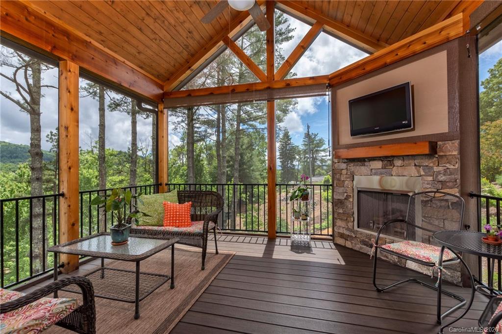 87 Gibson Road Asheville, NC 28804 - Photo 6 of 34 Gallery Image 6