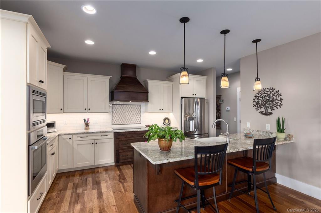 87 Gibson Road Asheville, NC 28804 - Photo 9 of 34 Gallery Image 9
