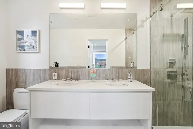 $1,235,000 | 304 K Street Northeast, Unit 2PH, Washington, DC 20002