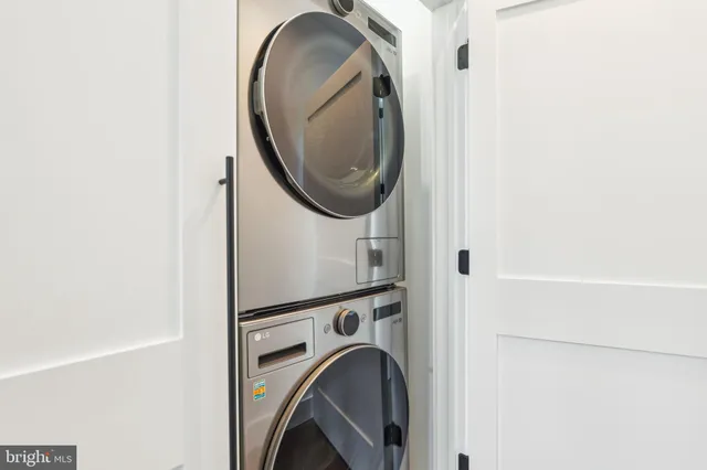 $1,235,000 | 304 K Street Northeast, Unit 2PH, Washington, DC 20002