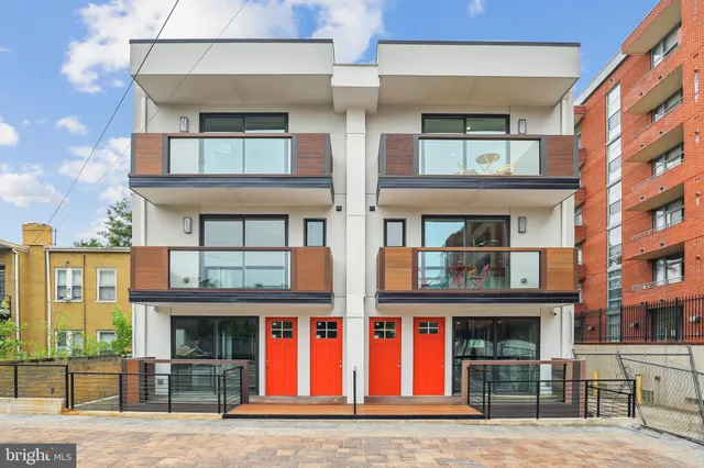 $1,235,000 | 304 K Street Northeast, Unit 2PH, Washington, DC 20002