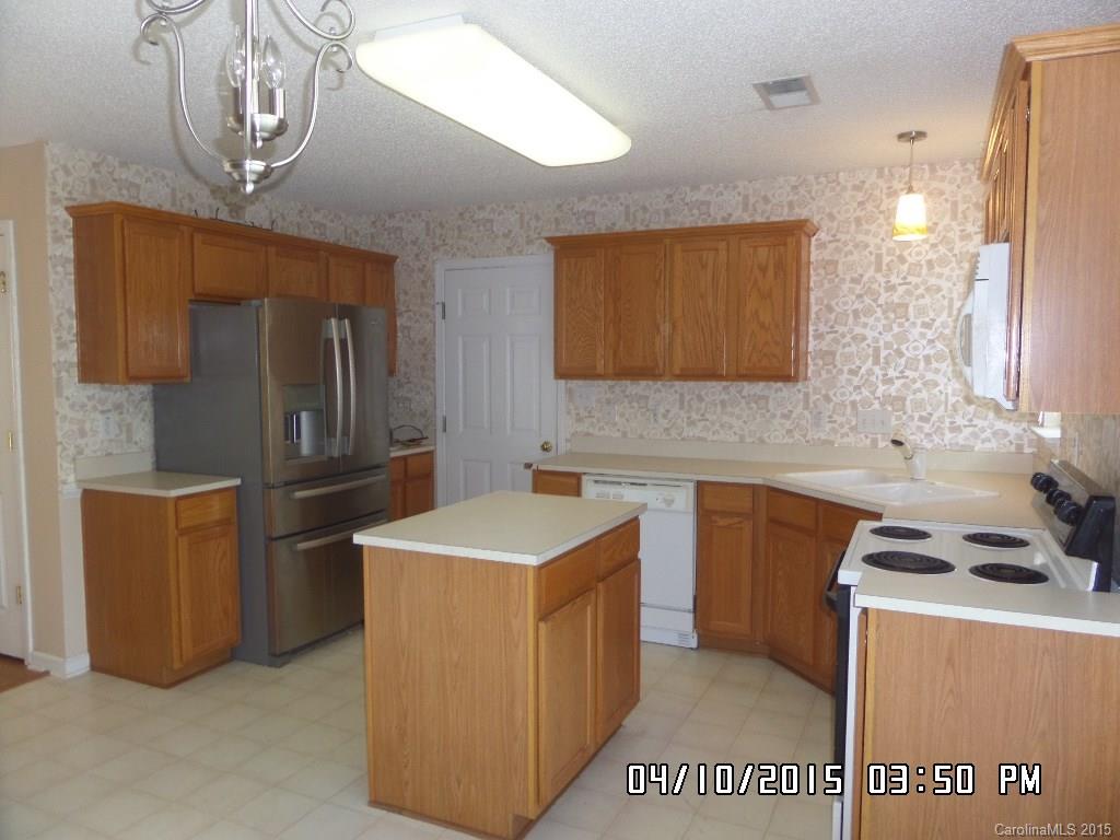 15214 Leslie Brooke Road Huntersville, NC 28078 - Photo 5 of 18