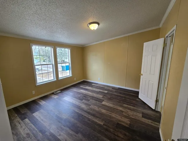 $184,533 | 220 Liberty Street, Rock Springs, WY 82901