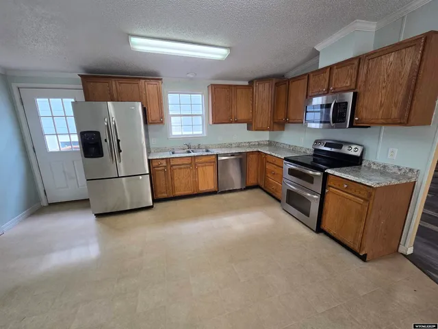 $184,533 | 220 Liberty Street, Rock Springs, WY 82901