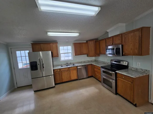 $184,533 | 220 Liberty Street, Rock Springs, WY 82901