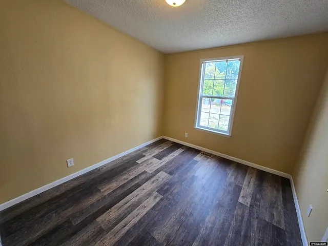 $184,533 | 220 Liberty Street, Rock Springs, WY 82901