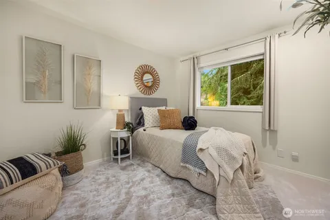 $1,250,000 | 16437 241st Avenue Southeast, Issaquah, WA 98027