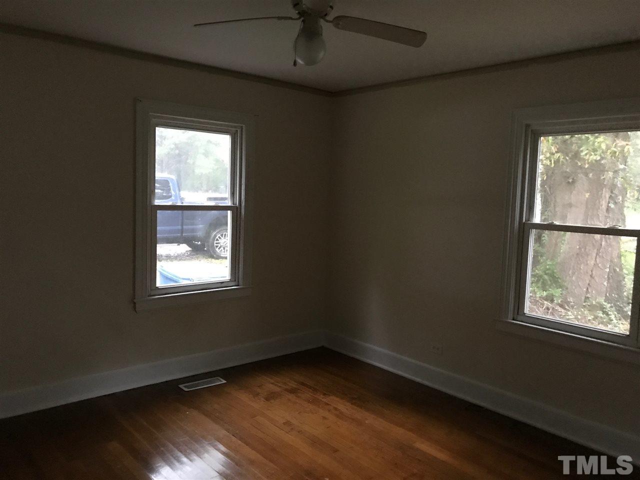 1345 Ellis Road Durham, NC 27703 - Photo 4 of 8