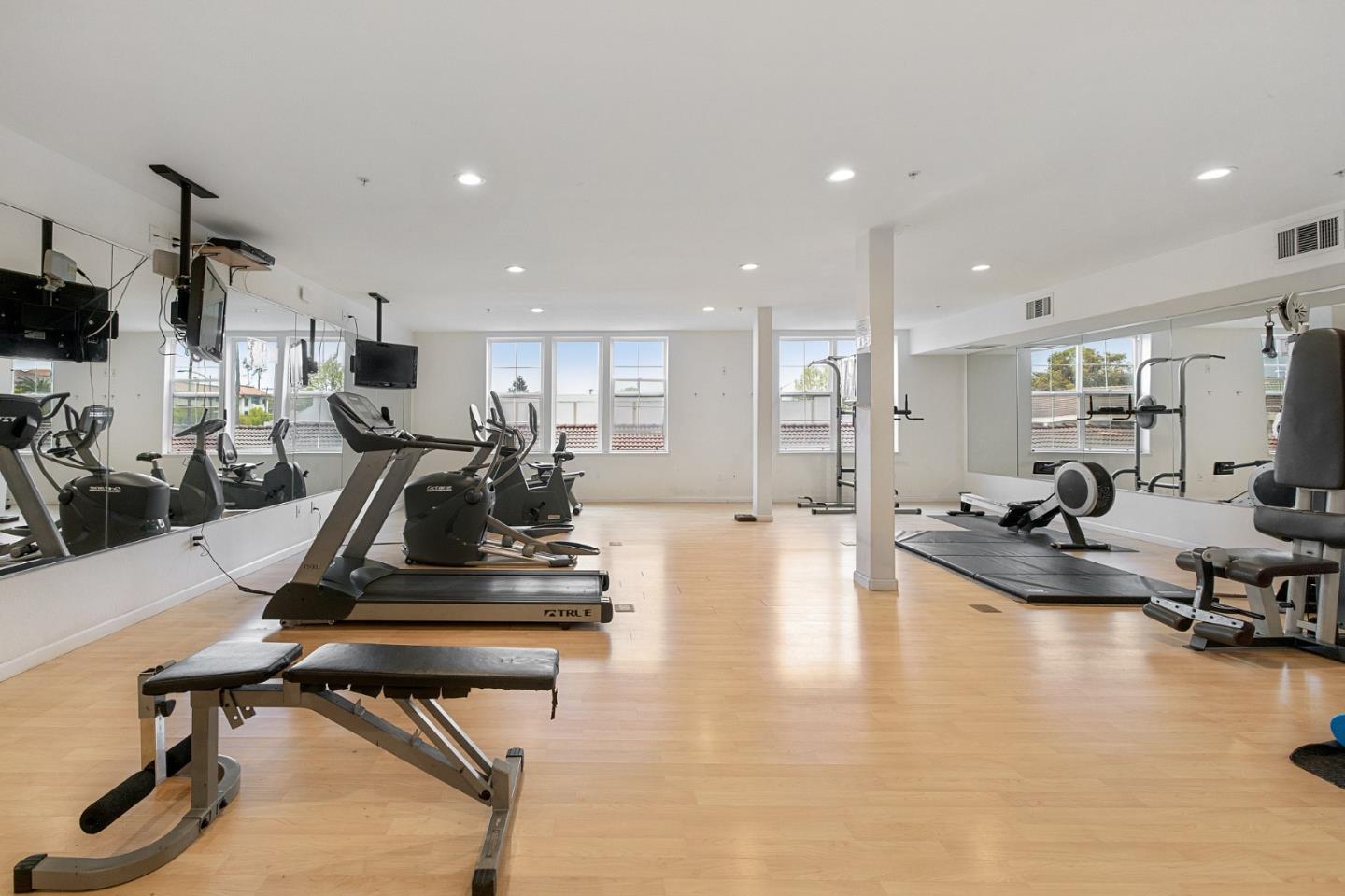 1388 Broadway, Unit 477 Millbrae, CA 94030 - Photo 25 of 33 a view of a room with gym equipment