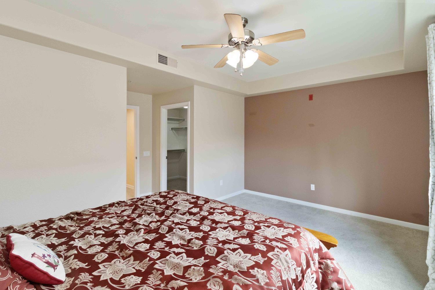 1550 Topanga Lane, Unit 101 Lincoln, CA 95648 - Photo 22 of 27 a bedroom with a large bed