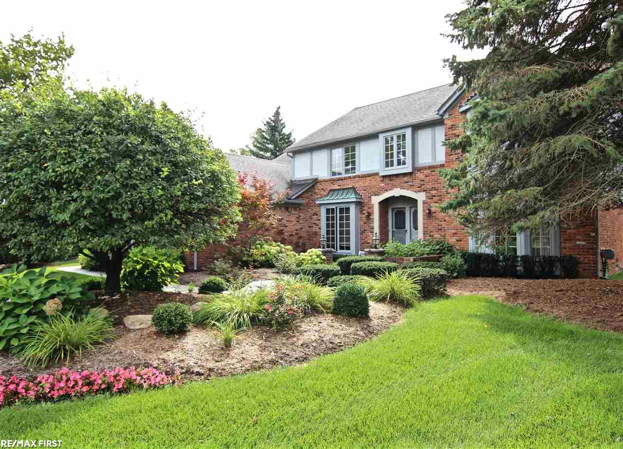 3367 Edmunton Drive Rochester Hills, MI 48306 - Photo 1 of 50