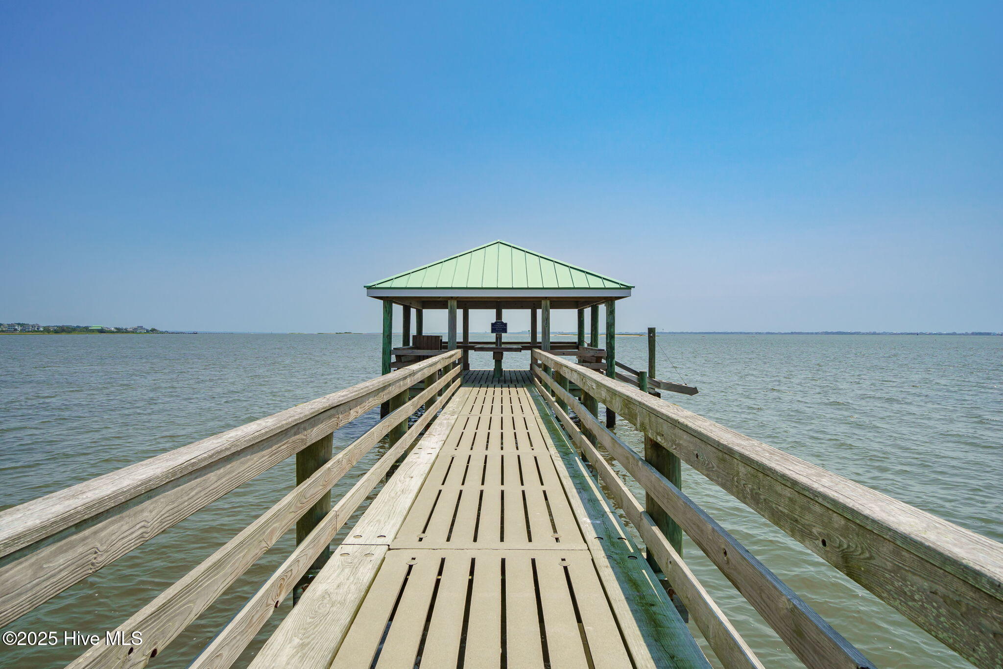 242 Colleton Square Newport, NC 28570 - Photo 20 of 27 Cannonsgate pier