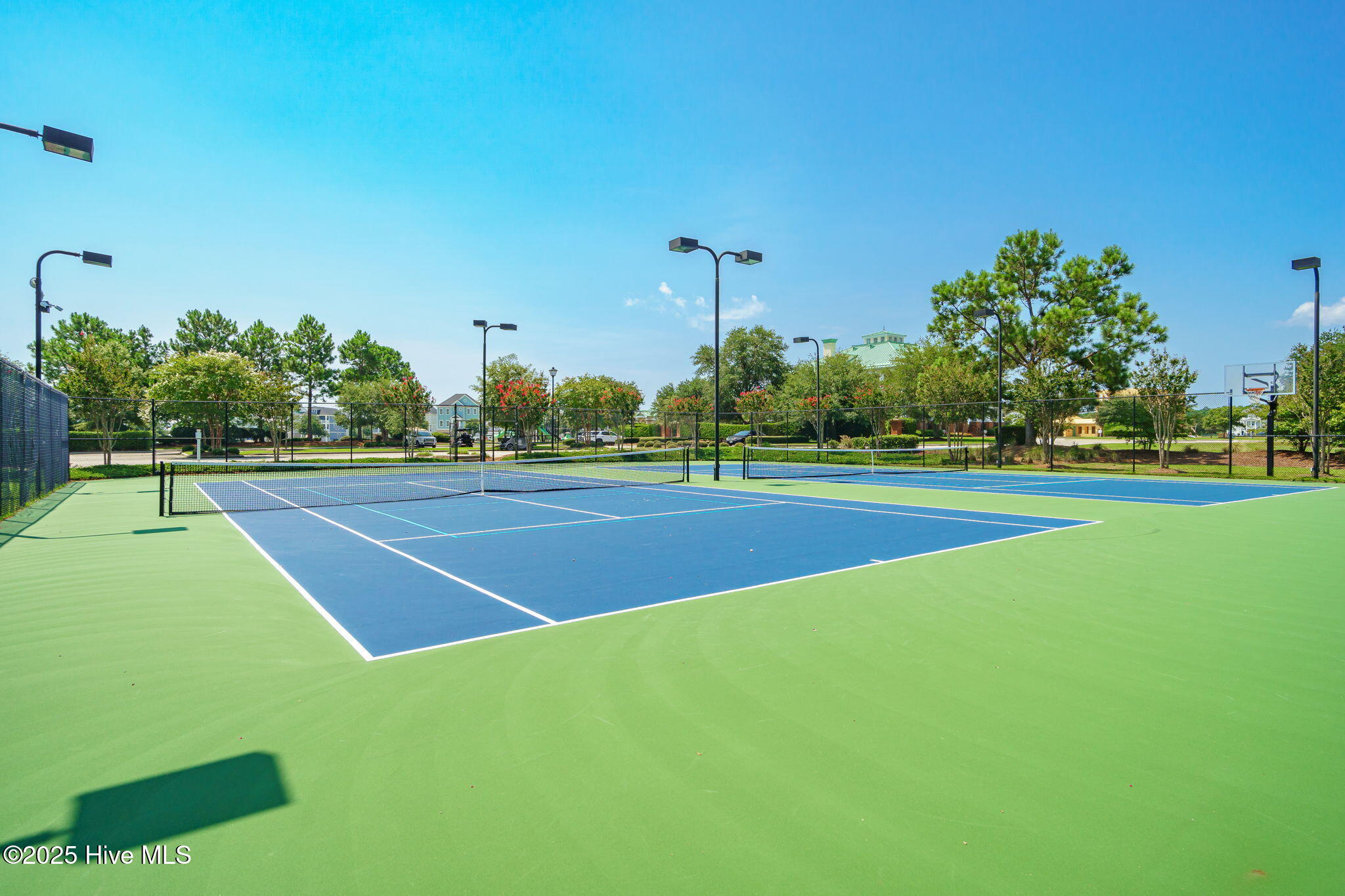 242 Colleton Square Newport, NC 28570 - Photo 24 of 27 Cannonsgate tennis courts