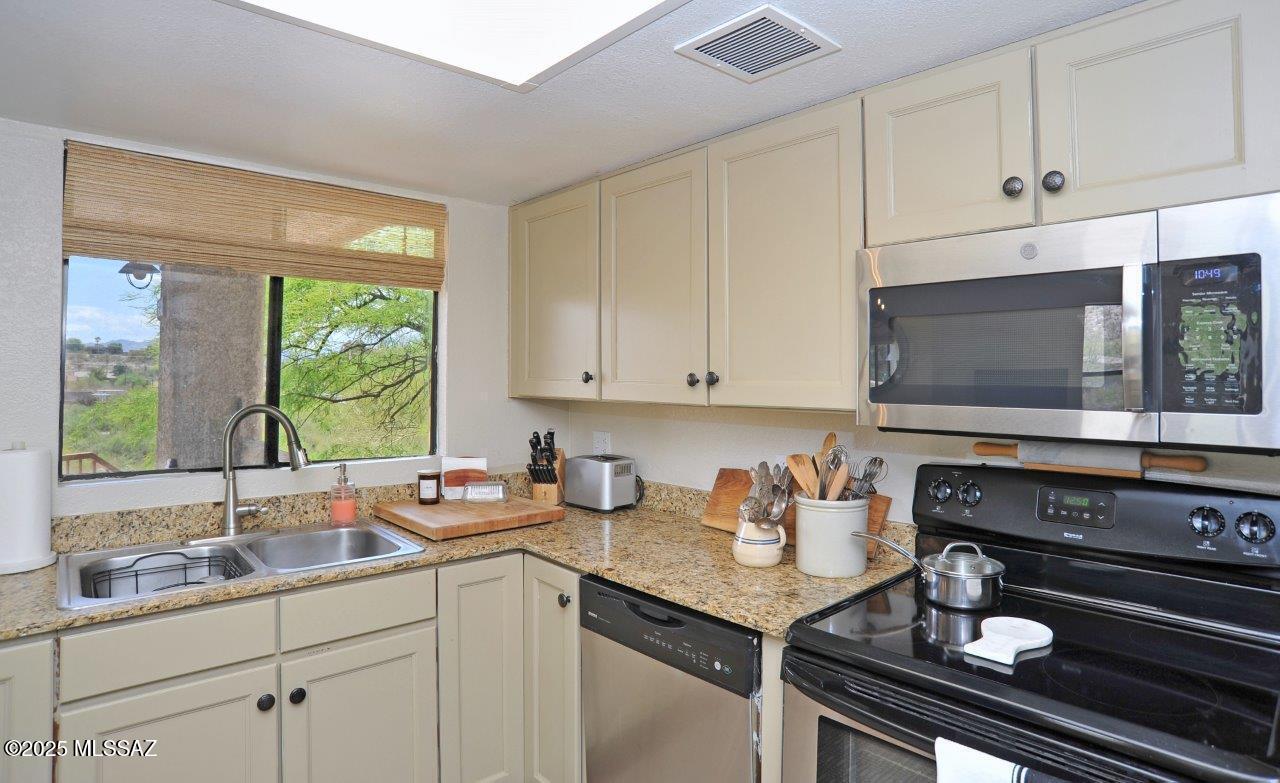 7255 East Snyder Road, Unit 8202 Tucson, AZ 85750 - Photo 9 of 35 Gallery Image 9