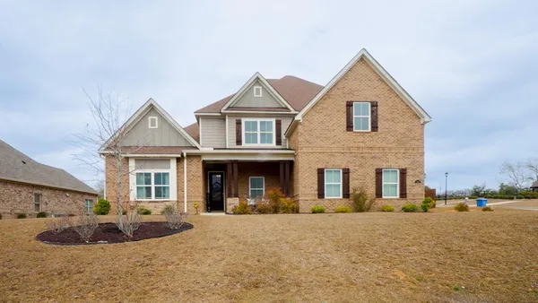 $549,900 | 100 Lucas Lane, Midland City, AL 36350