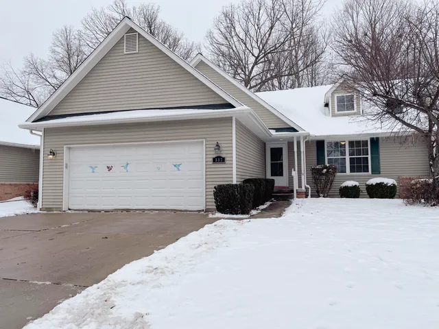 $309,000 | 332 Wildwood Drive, Manchester, MI 48158