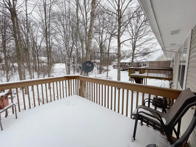 $309,000 | 332 Wildwood Drive, Manchester, MI 48158