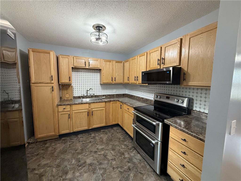 1605 Poplar Street Lexington, MO 64067 - Photo 12 of 22