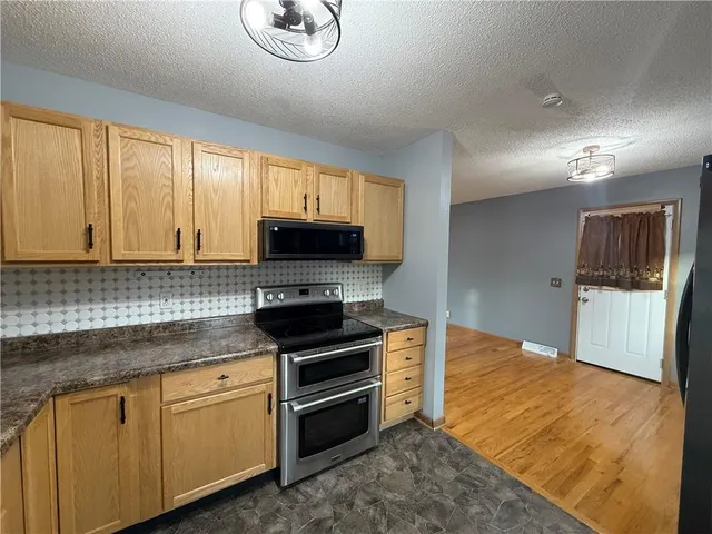 $192,000 | 1605 Poplar Street, Lexington, MO 64067