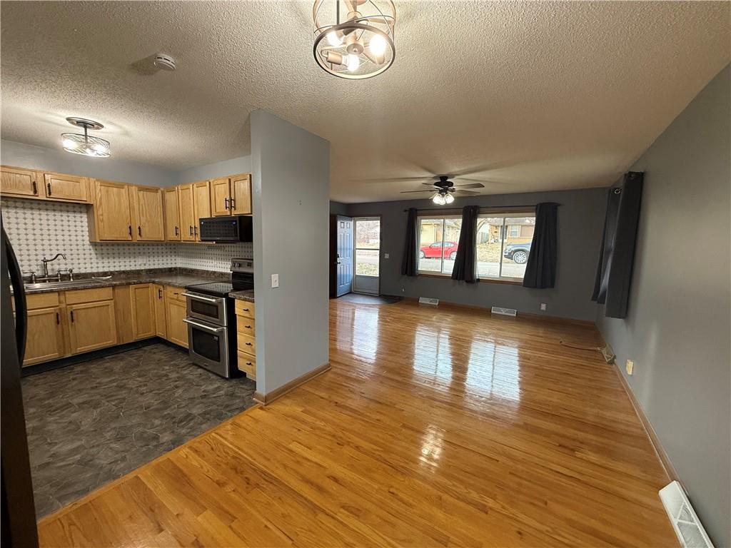 1605 Poplar Street Lexington, MO 64067 - Photo 14 of 22