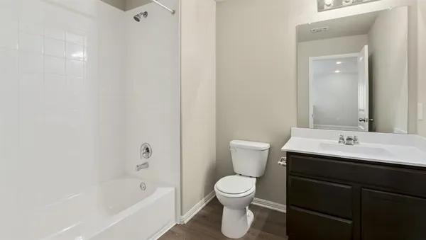 $2,200 | 516 East Slaughter Lane, Unit 901, Austin, TX 78744