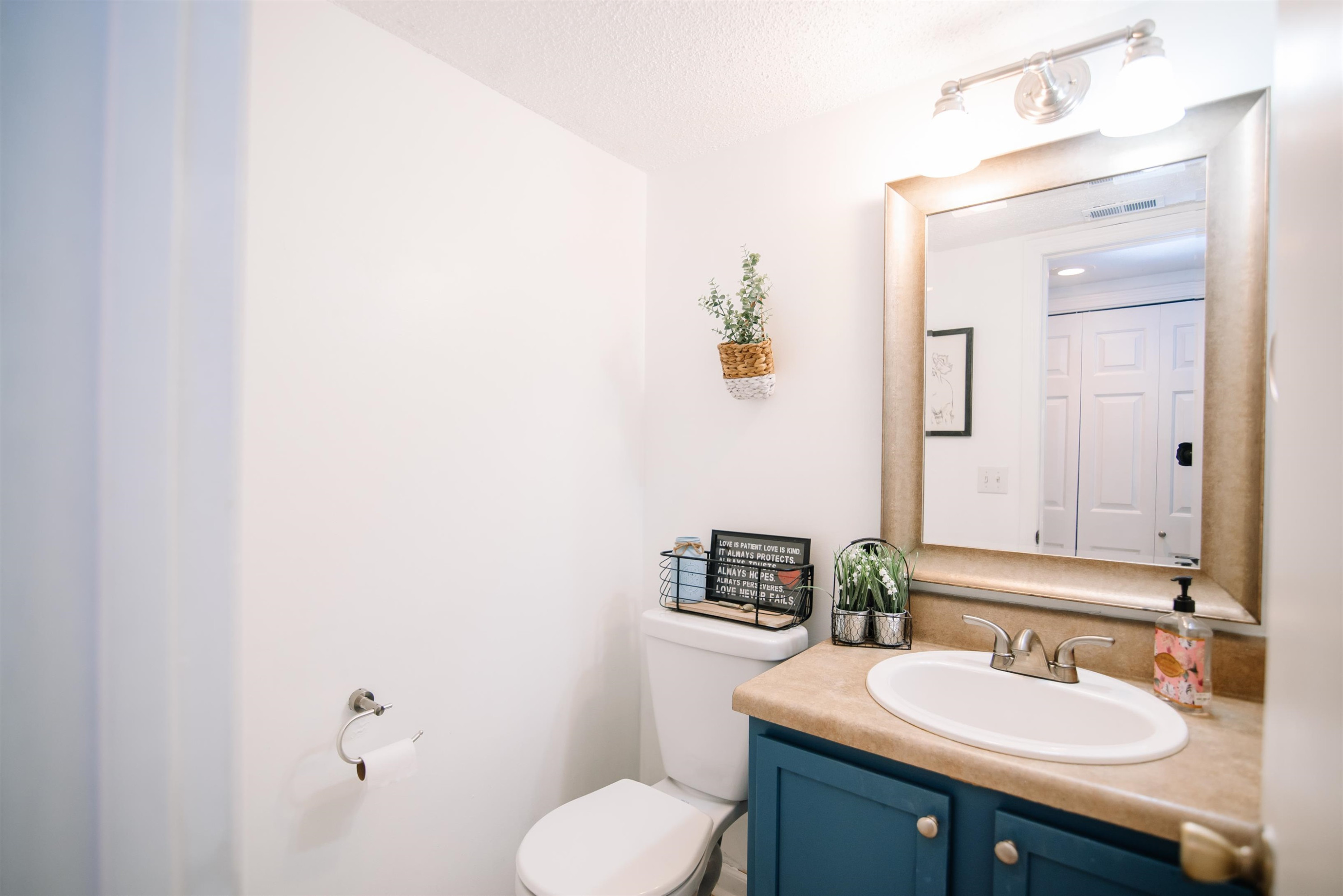7633 Falcon Rest Circle, Unit 7633 Raleigh, NC 27615 - Photo 16 of 28 Bathroom