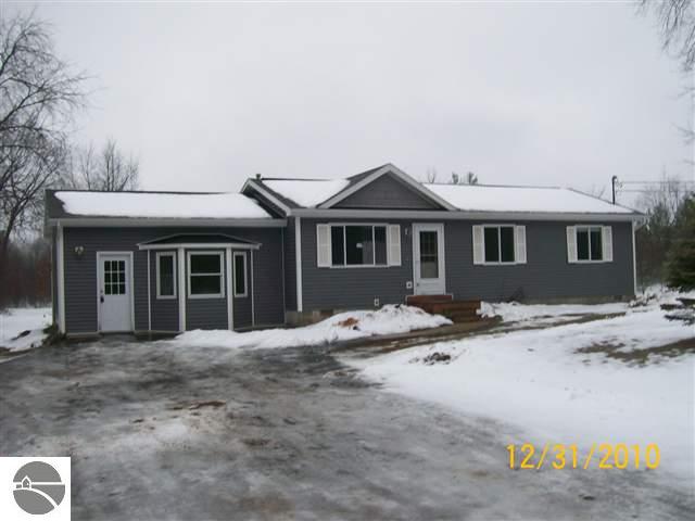 11482 Riley Road Interlochen, MI 49643 - Photo 1 of 14 1722557.JPG