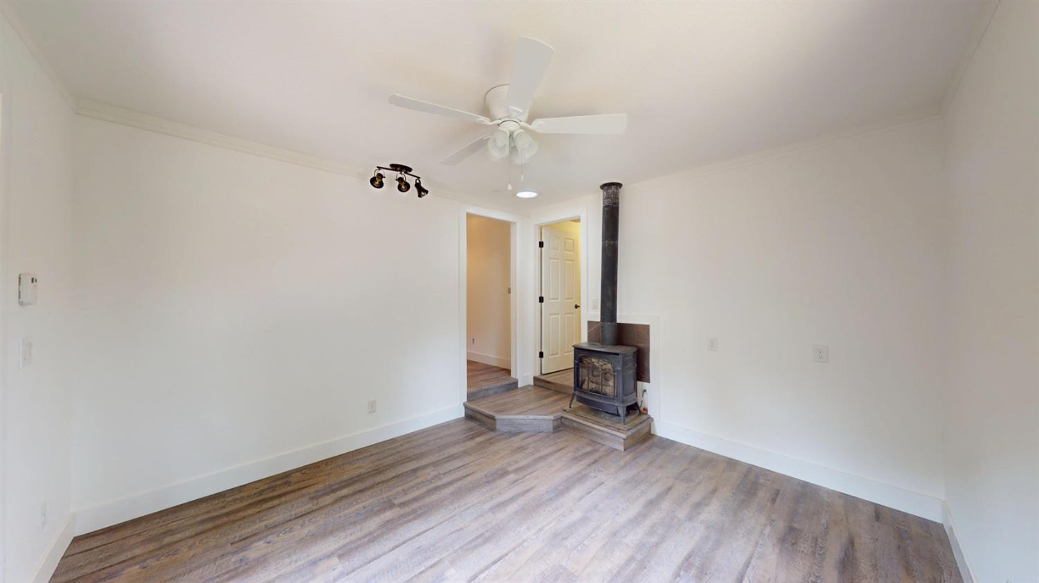 20442 North Sunshine Road Sonora, CA 95370 - Photo 8 of 20