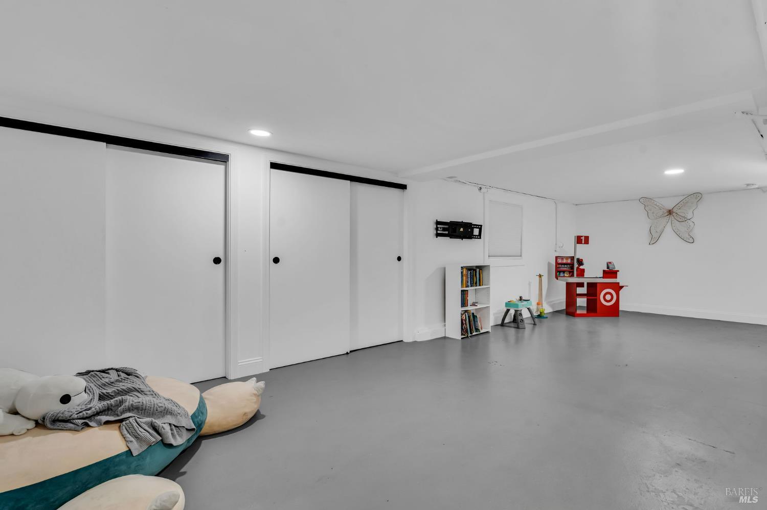 729 First Street Rodeo, CA 94572 - Photo 25 of 35 a view of a livingroom with furniture and toys