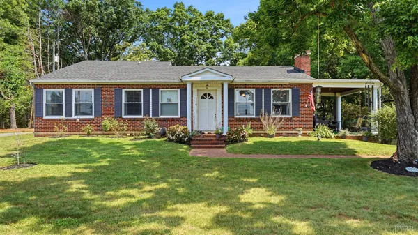 $260,000 | 110 Coffey Street, Gretna, VA 24557