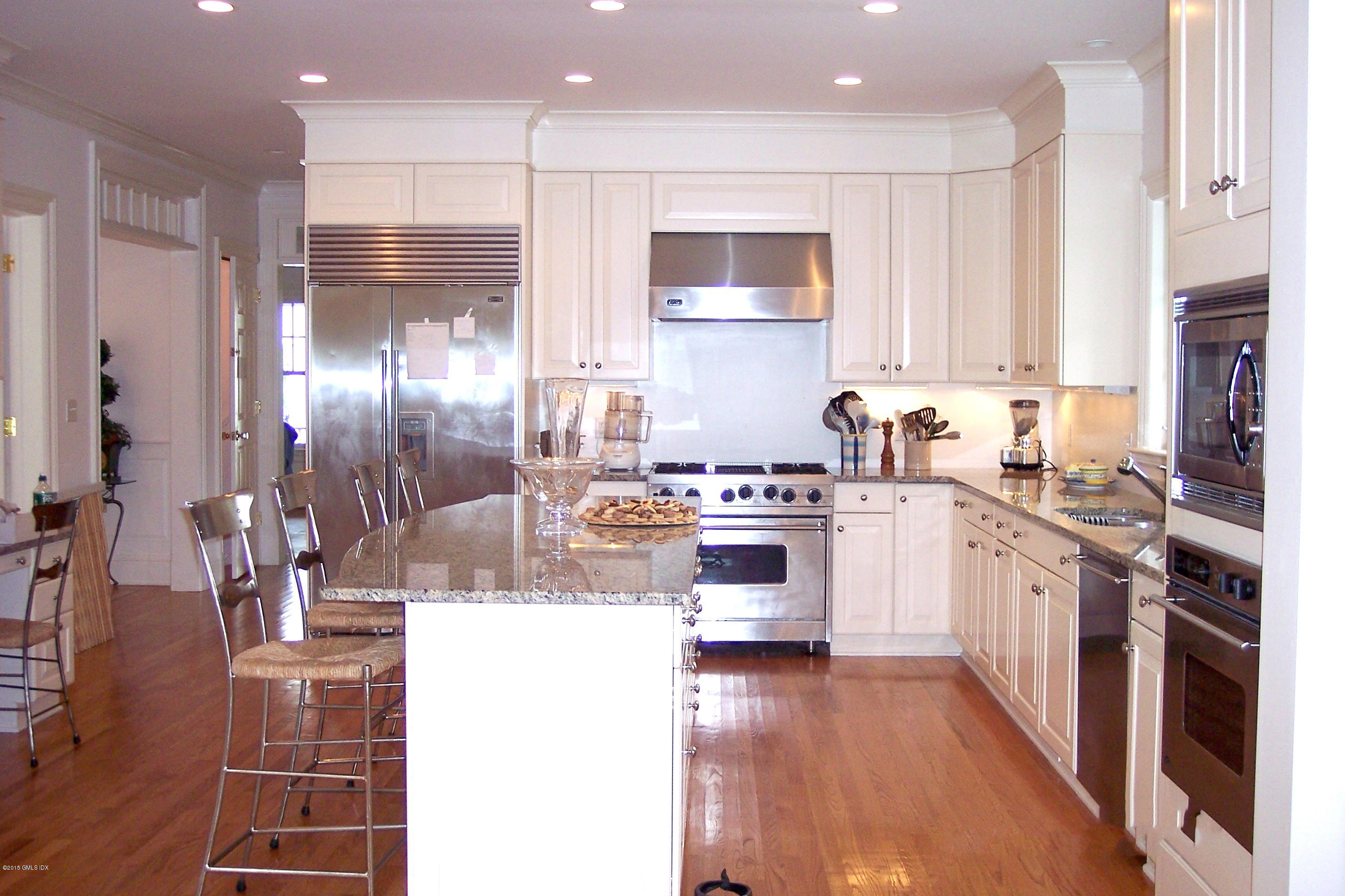 48 Arcadia Road Old Greenwich, CT 06870 - Photo 6 of 22 48 Arcadia Rd 032 copy