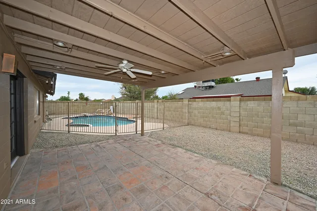 a view of a parking space