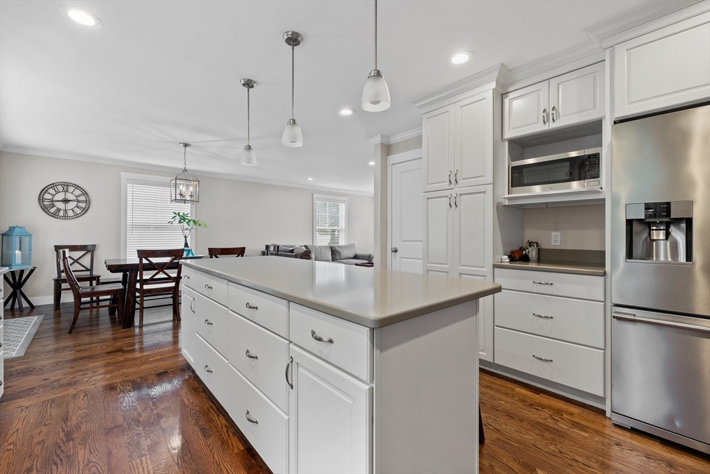 10 Ralph Road Peabody, MA 01960 - Photo 5 of 29 Gallery Image 5