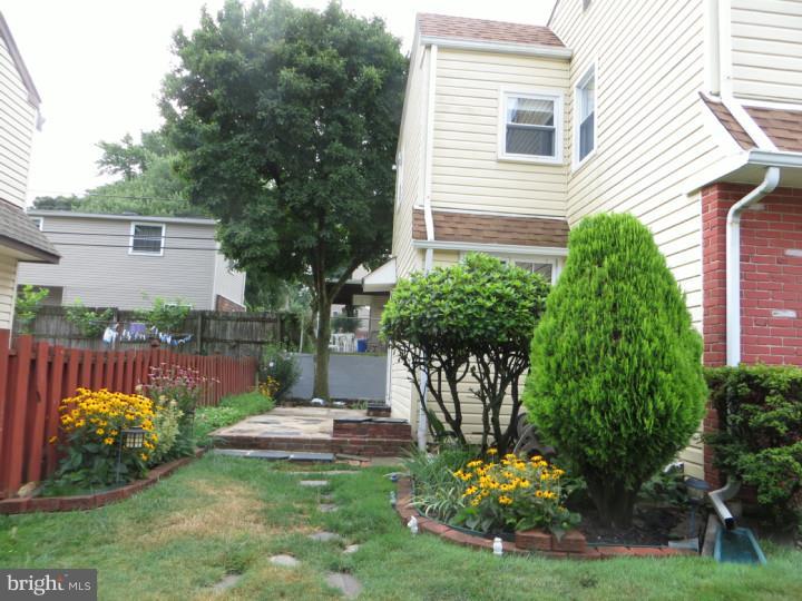 746 Thorndale Road Aldan, PA 19018 - Photo 22 of 25 Exterior Side