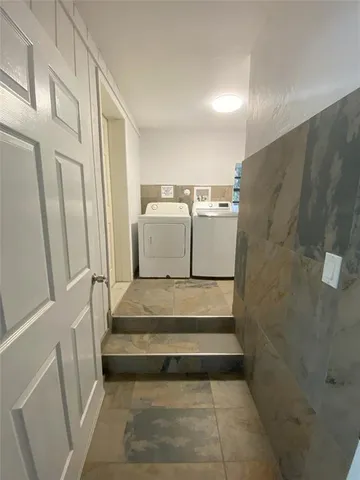 a view of utility room